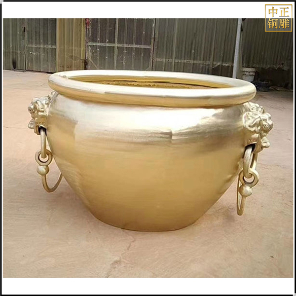 現(xiàn)代鎏金銅缸鑄造.jpg